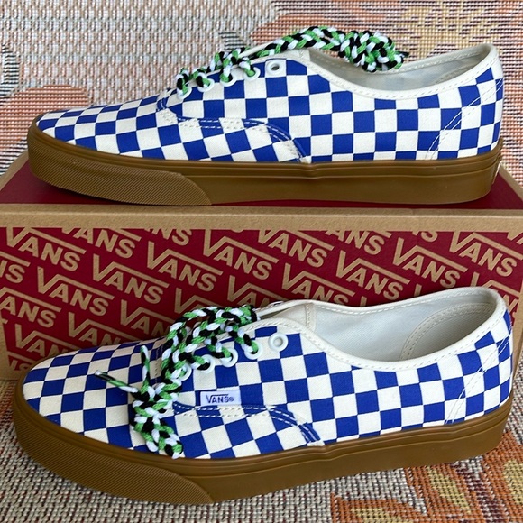 Vans Men’s Authentic
Checkerboard Blue/White
VN0009PVY6Z
Sneakers - Picture 3 of 16